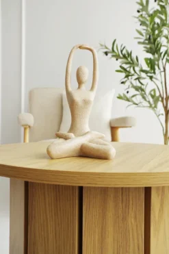 Figurka Pearl 100