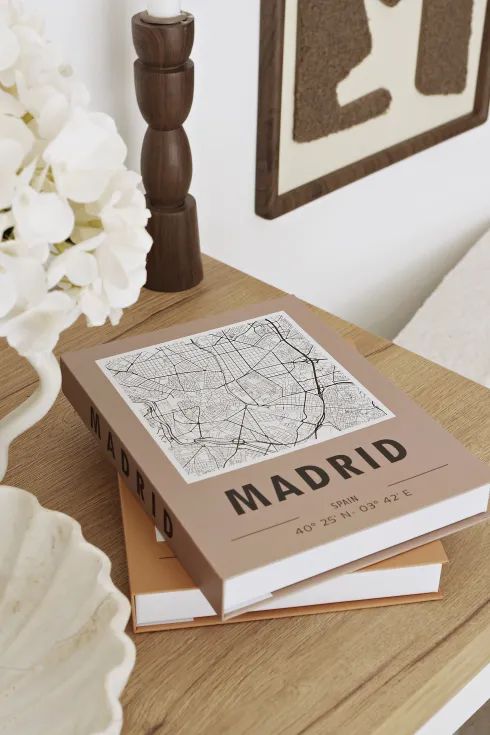 Książka dekoracyjna City Books 1 Madrid